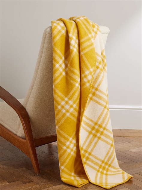 burberry behang kopen|Burberry blankets for women.